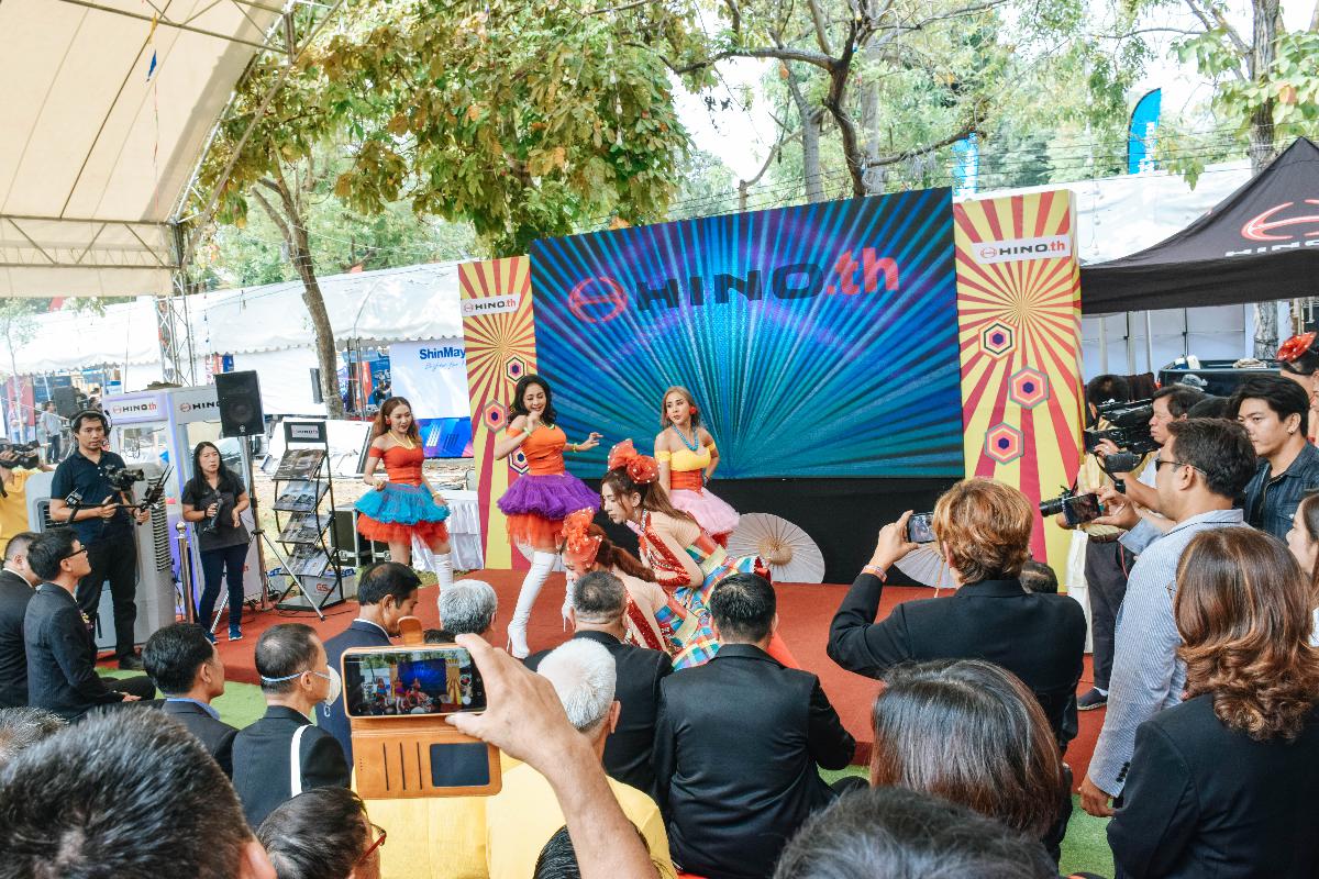 ภาพบรรยากาศงานสมาคมรถบรรทุกภาคตะวันตก จังหวัดนครปฐม